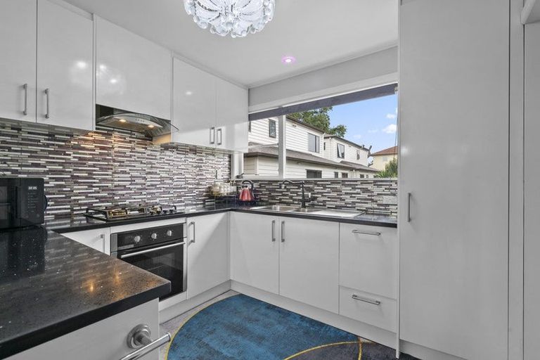 Photo of property in 1/10 Bowater Place, Manurewa, Auckland, 2102