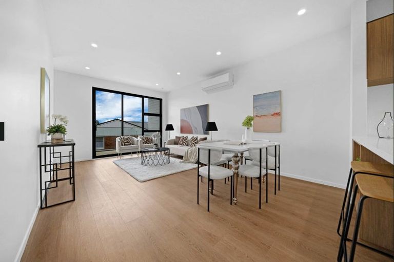 Photo of property in 8/20 Ayr Road, Pakuranga, Auckland, 2010
