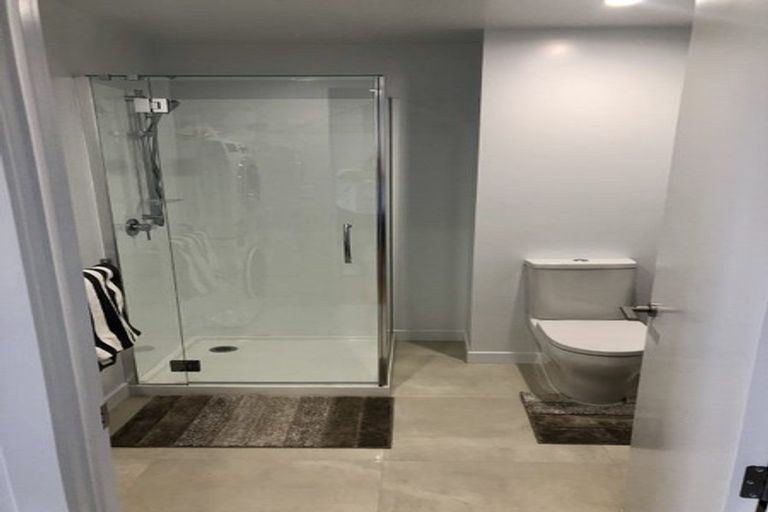 Photo of property in Frank Sargeson Apts, 504/74 Anzac Street, Takapuna, Auckland, 0622