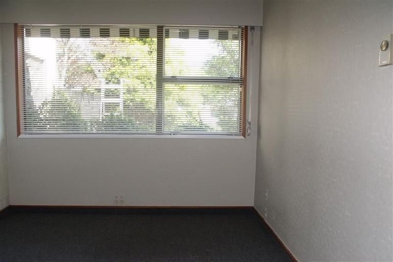 Photo of property in 4/16 Guthrie Road, Havelock North, 4130