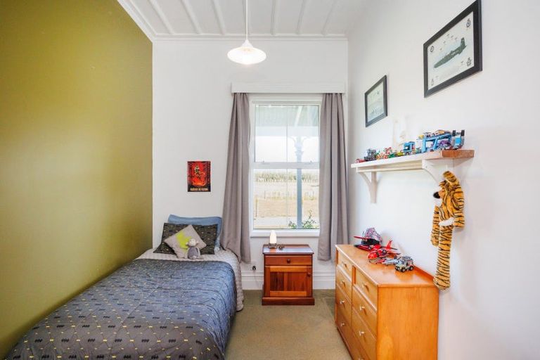 Photo of property in 2114 State Highway 56, Longburn, Palmerston North, 4477