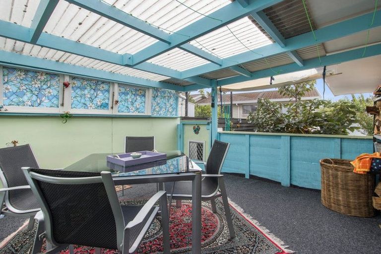 Photo of property in 2/33 Kea Street, Katikati, 3129