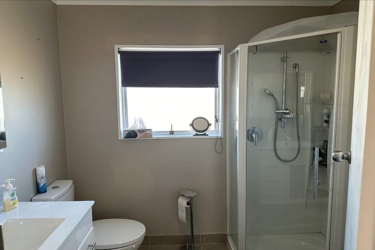 Photo of property in 14 Strathmore Avenue, Levin, 5510