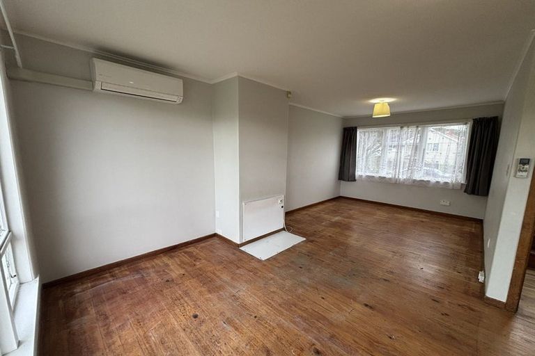 Photo of property in 15-17 Corinna Street, Waitangirua, Porirua, 5024
