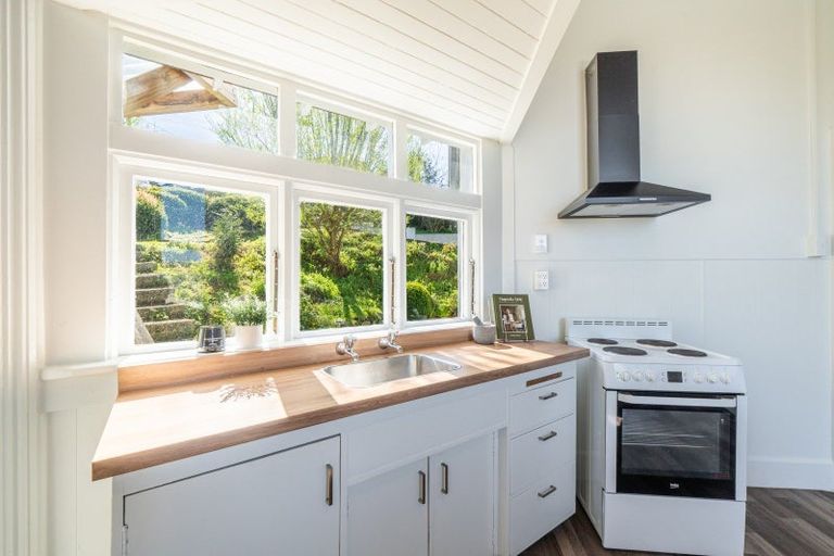 Photo of property in 16a-b Johnston Street, Gore, 9710