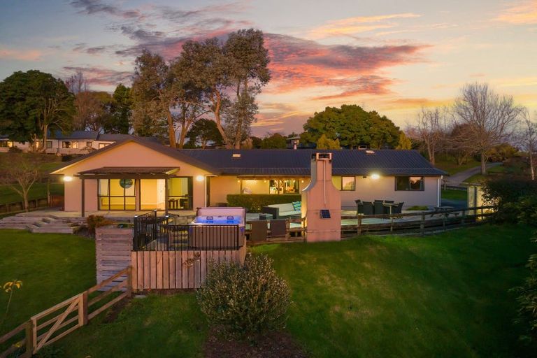 Photo of property in 96 Panorama Drive, Welcome Bay, Tauranga, 3175