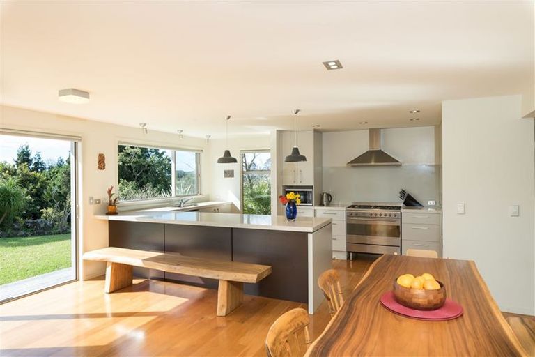 Photo of property in 84 Edmonds Road, Kerikeri, 0293