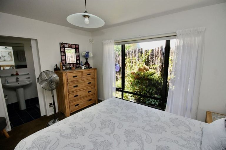 Photo of property in 16 Protea Crescent, Whitianga, 3510