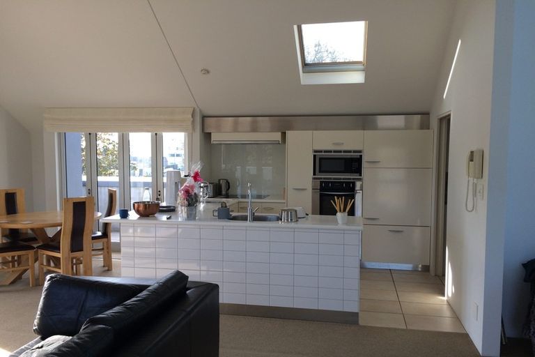 Photo of property in 33e Cranmer Square, Christchurch Central, Christchurch, 8013