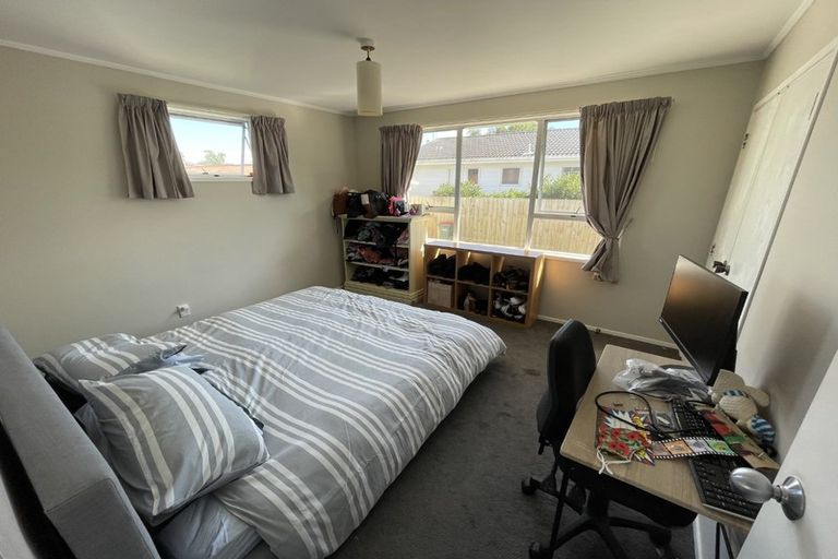 Photo of property in 13 Cranberry Place, Bucklands Beach, Auckland, 2012