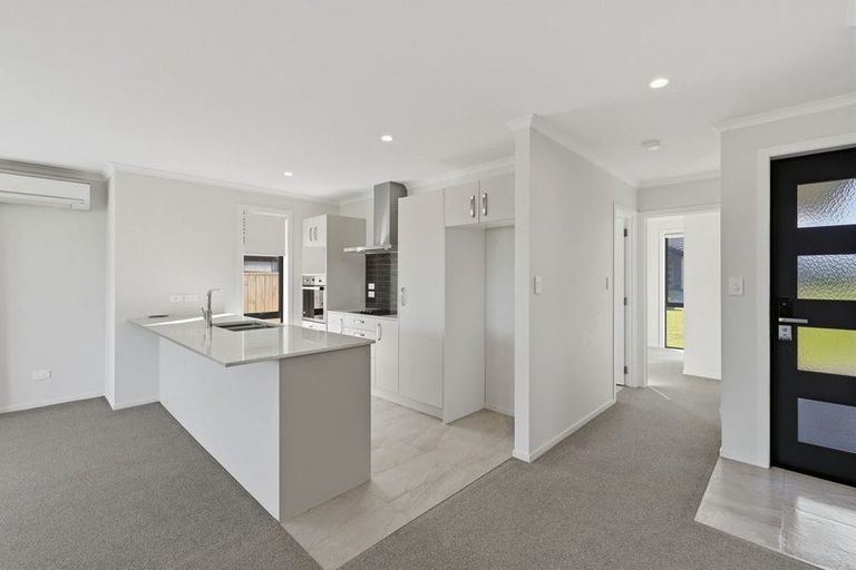 Photo of property in 26 Richardson Road, Omokoroa, 3114