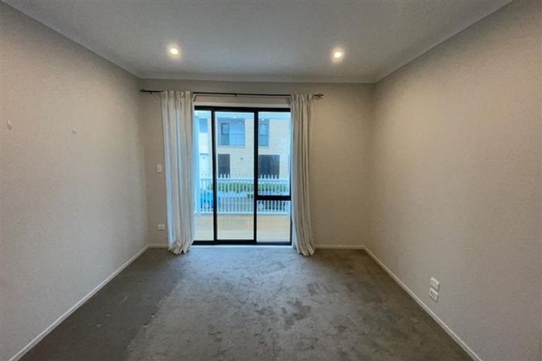 Photo of property in 68 Mapou Road, Hobsonville, Auckland, 0616