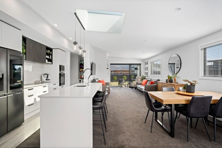 Photo of property in 1 Fraer Street, Cromwell, 9310