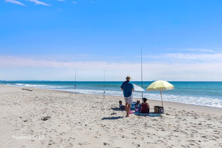 Photo of property in 124a Karewa Parade, Papamoa Beach, Papamoa, 3118