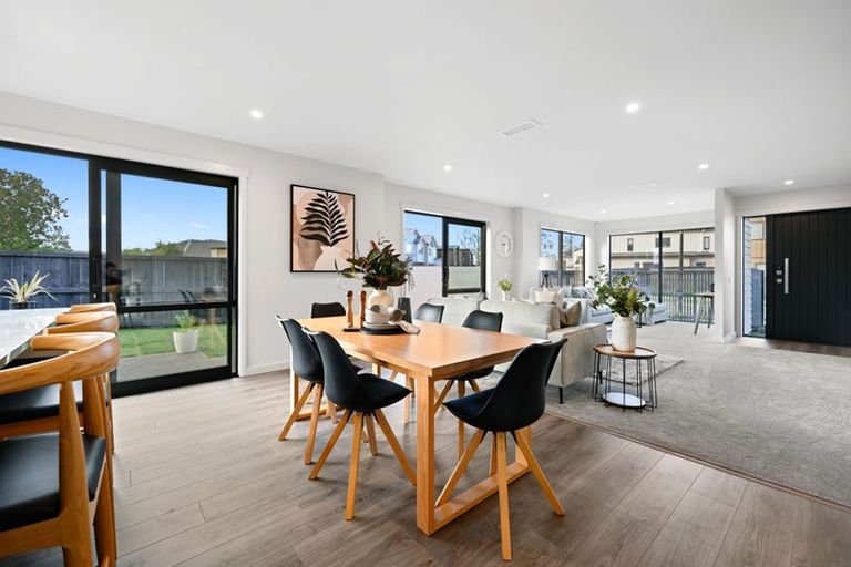 Photo of property in 61 Maanihi Drive, Rototuna North, 3210