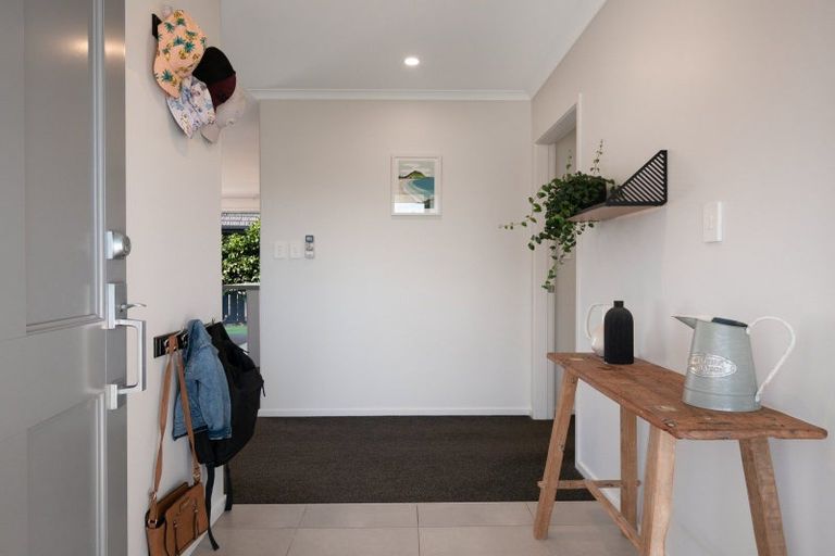 Photo of property in 31 Blanche Road, Papamoa Beach, Papamoa, 3118