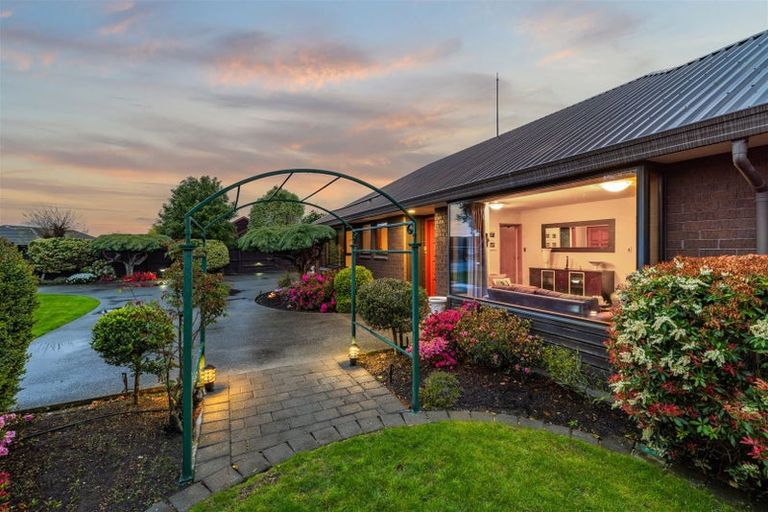 Photo of property in 17 Nepal Place, Burnside, Christchurch, 8053