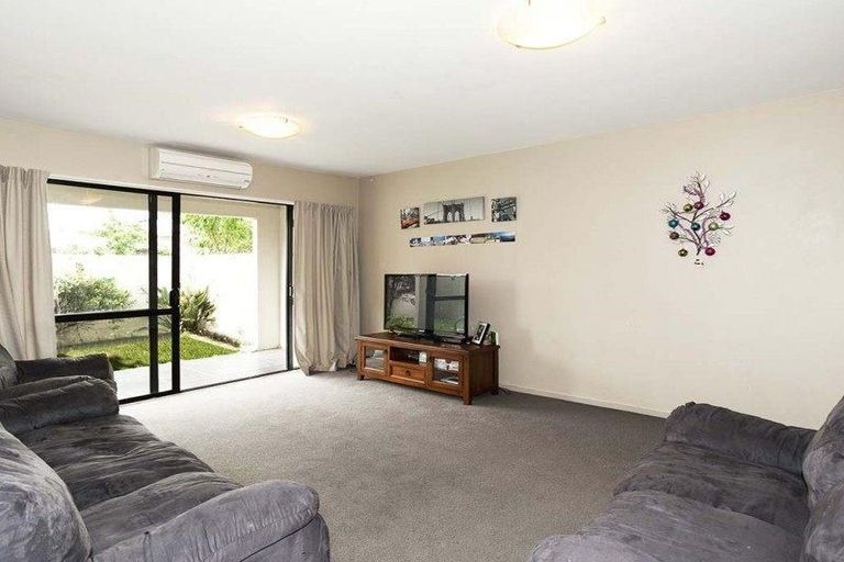 Photo of property in 2/318 Hereford Street, Christchurch Central, Christchurch, 8011