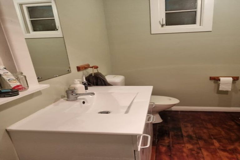 Photo of property in 13 Salek Street, Kilbirnie, Wellington, 6022