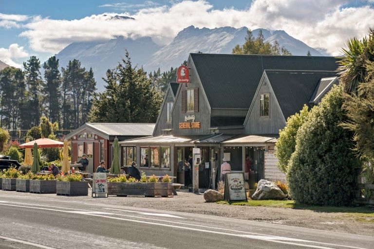 Photo of property in 5 Pigeon Place, Glenorchy, 9372