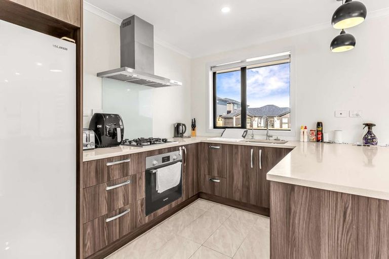 Photo of property in 28 Inuwai Street, Glenview, Hamilton, 3206