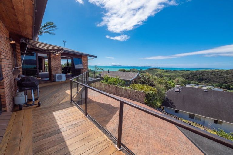 Photo of property in 21 Cable Bay Block Road, Cable Bay, 0420