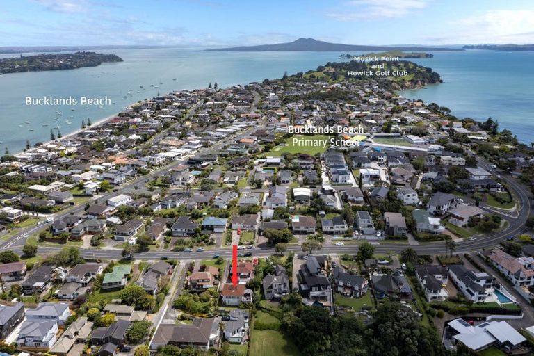 Photo of property in 2/188 Clovelly Road, Bucklands Beach, Auckland, 2012
