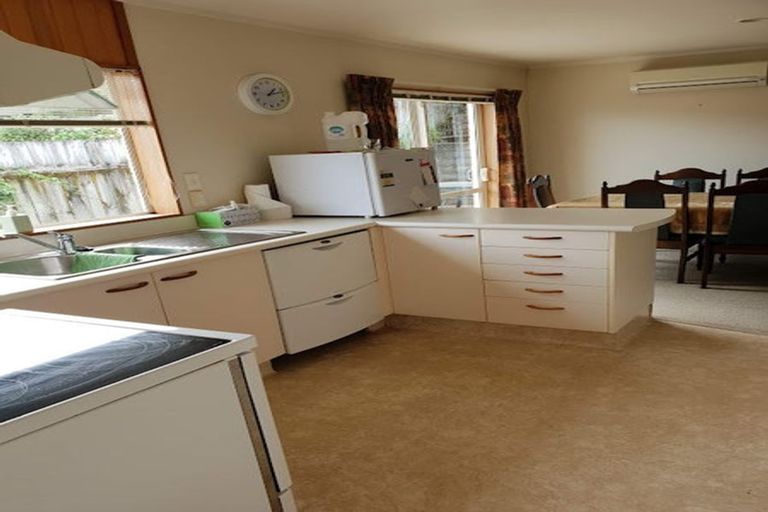 Photo of property in 30b Sunburst Court, Paraparaumu Beach, Paraparaumu, 5032