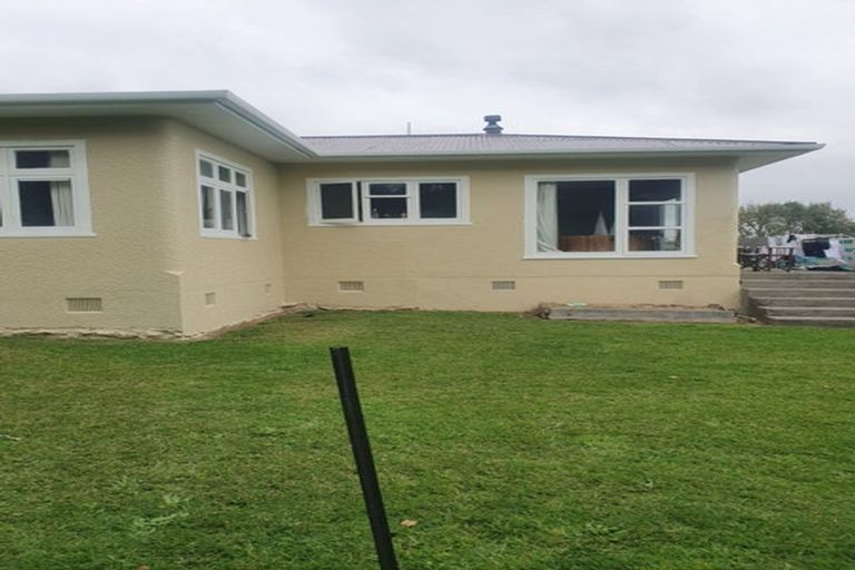 Photo of property in 147 Kawiu Road, Levin, 5510