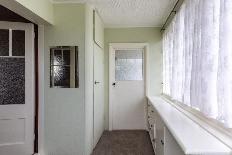 Photo of property in 10 Harris Street, Waimate, 7924