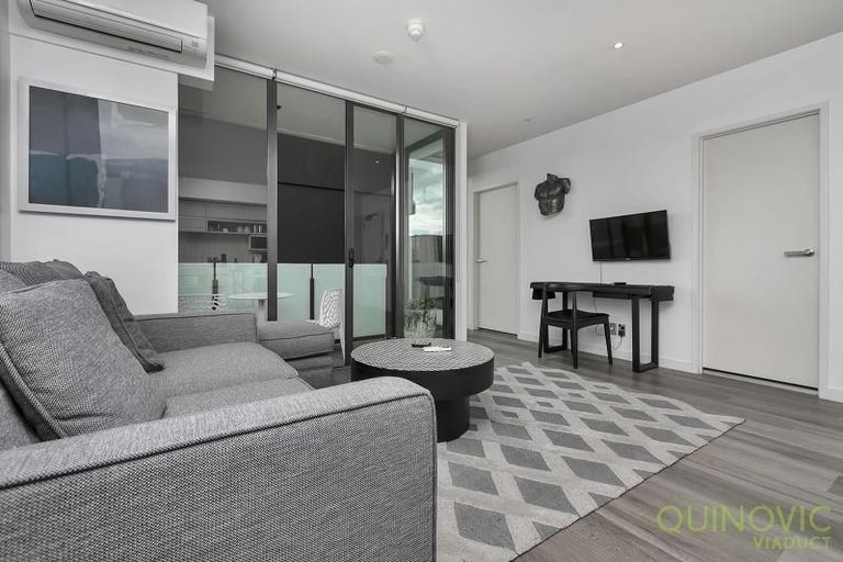 Photo of property in Halsey Apartments At Lighter Quay, 401/75 Halsey Street, Auckland Central, Auckland, 1010