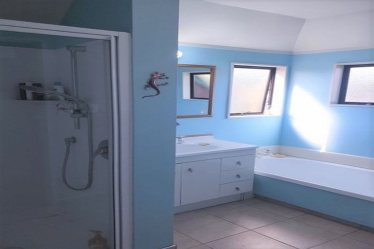 Photo of property in 2/28a Tennyson Avenue, Avalon, Lower Hutt, 5011