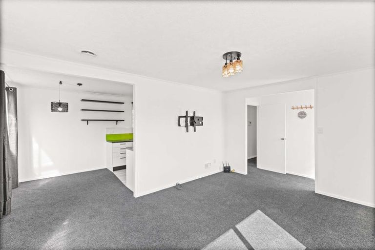 Photo of property in 2/79 Luanda Drive, Ranui, Auckland, 0612