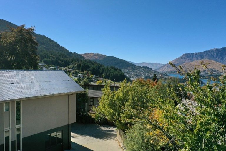 Photo of property in 166 Fernhill Road, Fernhill, Queenstown, 9300