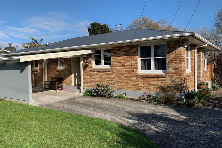 Photo of property in 11 Cameron Road, Te Puke, 3119