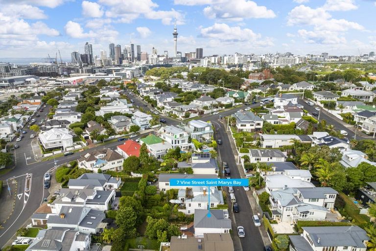 Photo of property in 7 Vine Street, Saint Marys Bay, Auckland, 1011