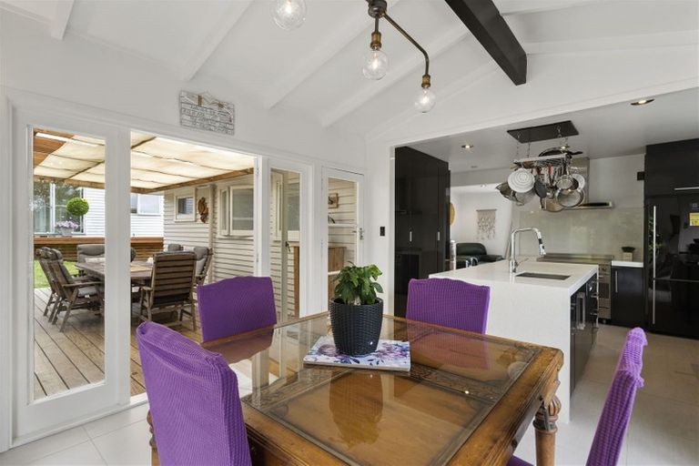 Photo of property in 4 Greville Road, Pinehill, Auckland, 0632