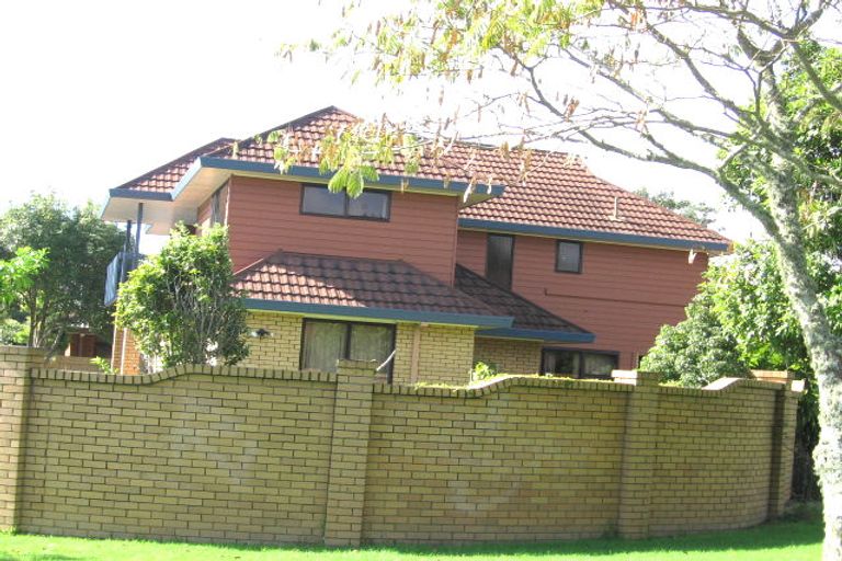 Photo of property in 30 Sunderlands Road, Half Moon Bay, Auckland, 2012