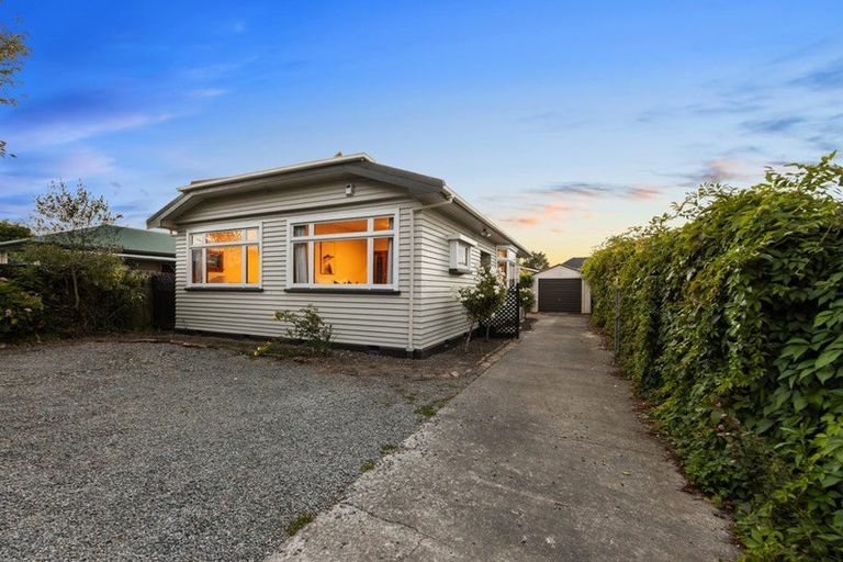 Photo of property in 1/235 Hills Road, Mairehau, Christchurch, 8013