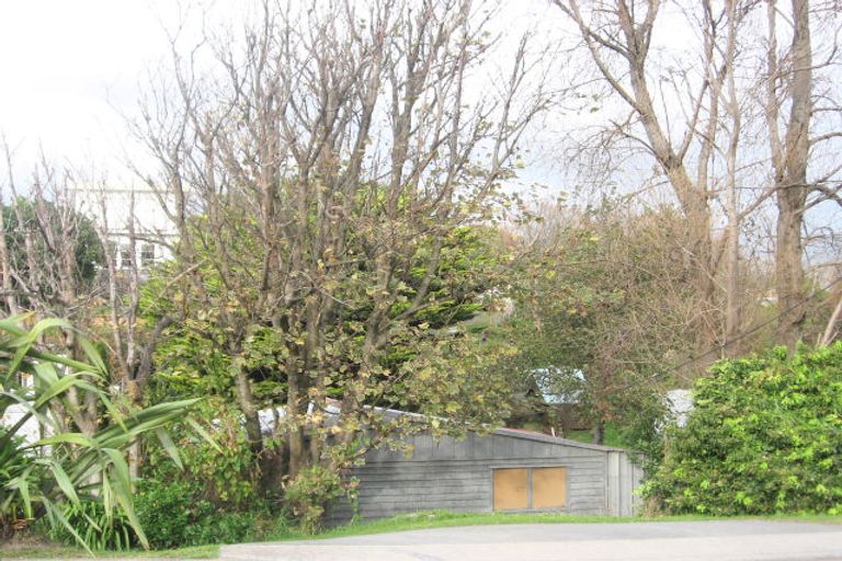 Photo of property in 90 Renown Road, Raumati South, Paraparaumu, 5032