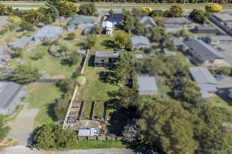 Photo of property in 19 Carters Road, Amberley, 7410