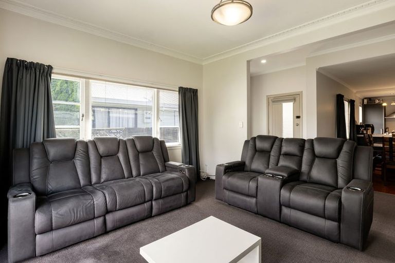 Photo of property in 84 Rimu Street, Maeroa, Hamilton, 3200