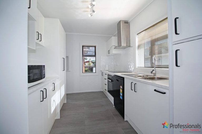 Photo of property in 213 Buckland Road, Mangere East, Auckland, 2024