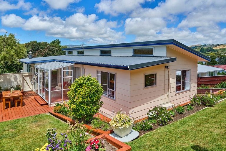 Photo of property in 52 Spinnaker Drive, Whitby, Porirua, 5024