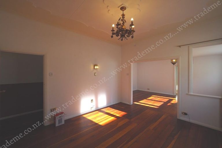 Photo of property in 25 Moir Street, Mount Victoria, Wellington, 6011