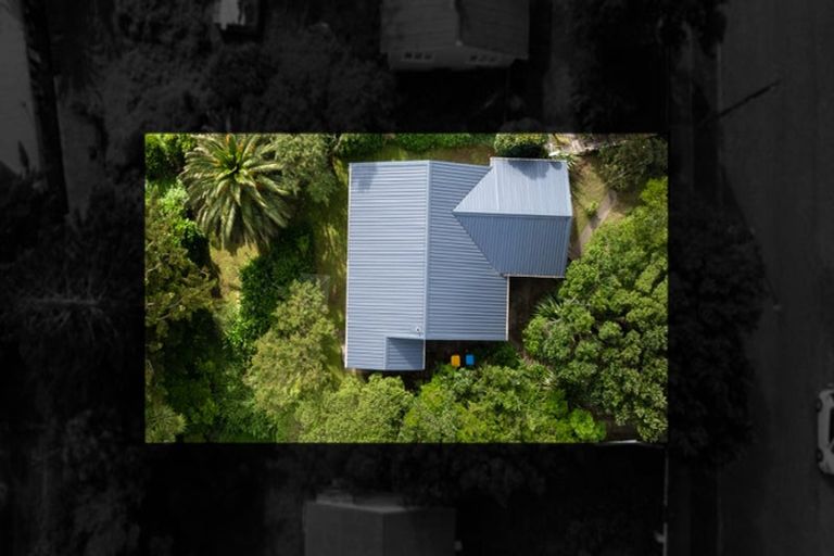 Photo of property in 18 Northumberland Street, Cannons Creek, Porirua, 5024