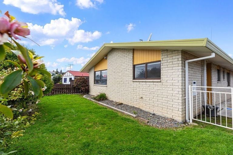 Photo of property in 402a Ngatai Road, Bellevue, Tauranga, 3110