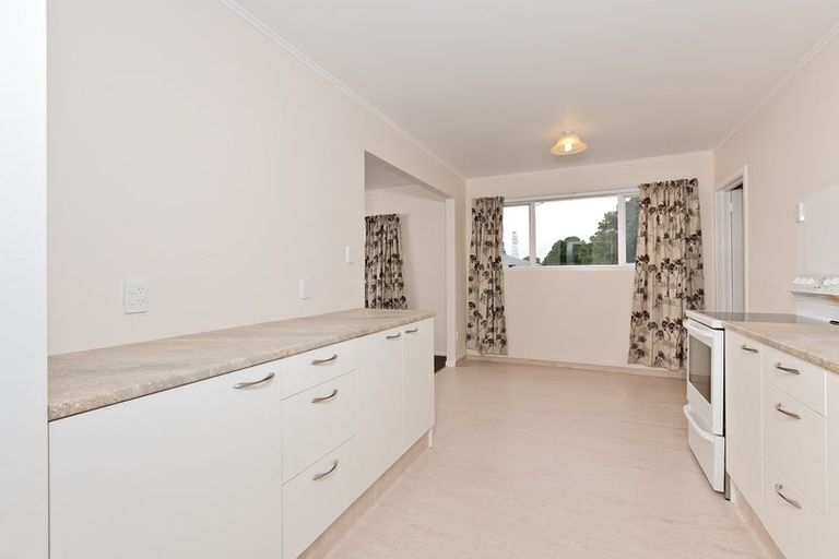 Photo of property in 5 Julian Place, Otara, Auckland, 2023