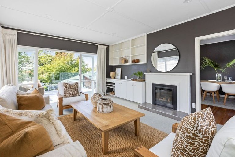 Photo of property in 16 Simla Avenue, Havelock North, 4130