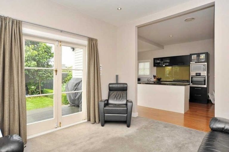 Photo of property in 6 Mortlake Street, Islington, Christchurch, 8042